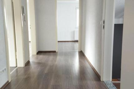 Wohnung Trossingen - 3 Zimmer, 73 m&sup2;, 750&euro; | Angebot:24795766