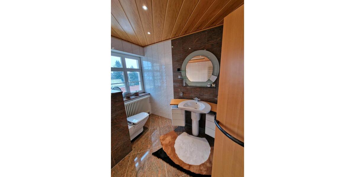 Etagenwohnung Bautzen - 4 Zimmer, 152 m&sup2;, 1.100&euro; | Angebot:24766861