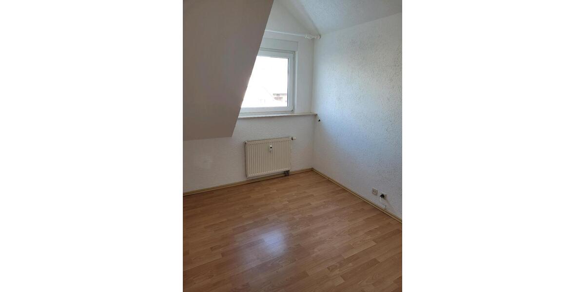 Wohnen auf Zeit Geisingen - 4 Zimmer, 101 m&sup2;, 500&euro; | Angebot:25821037