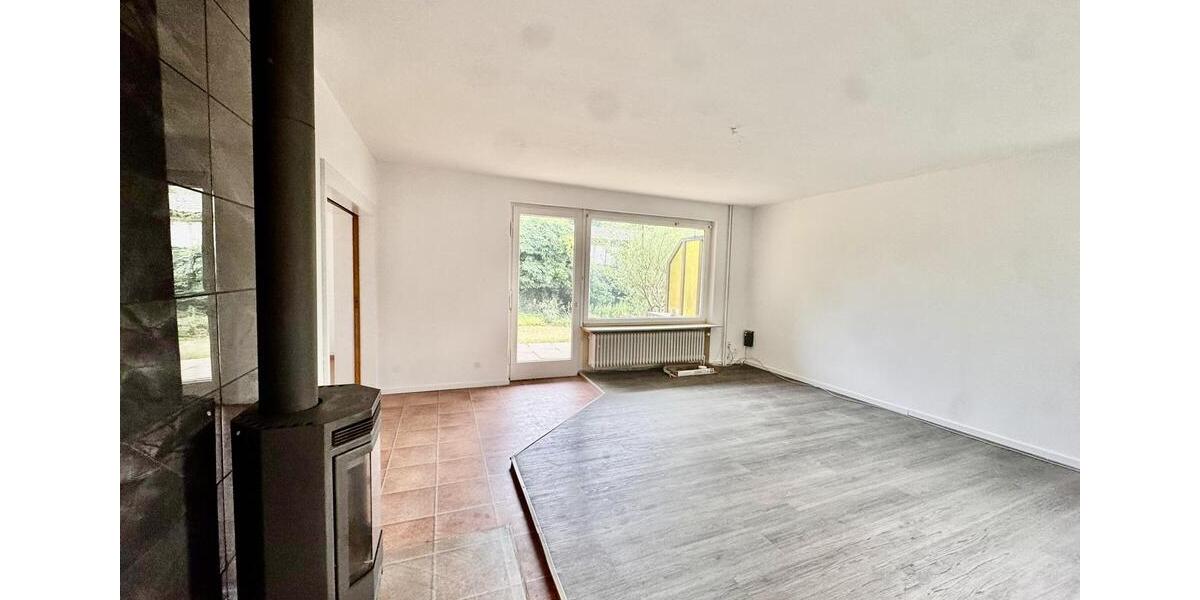 Erdgeschoßwohnung Wrestedt - 3 Zimmer, 85 m&sup2;, 650&euro; | Angebot:22784761