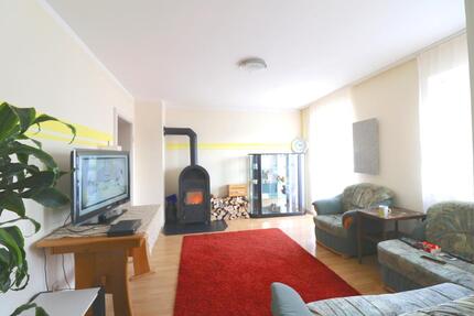 Schöne und gut geschnittene 2 12 Zimmer Wohnung in Hausen 2.5 zimmer