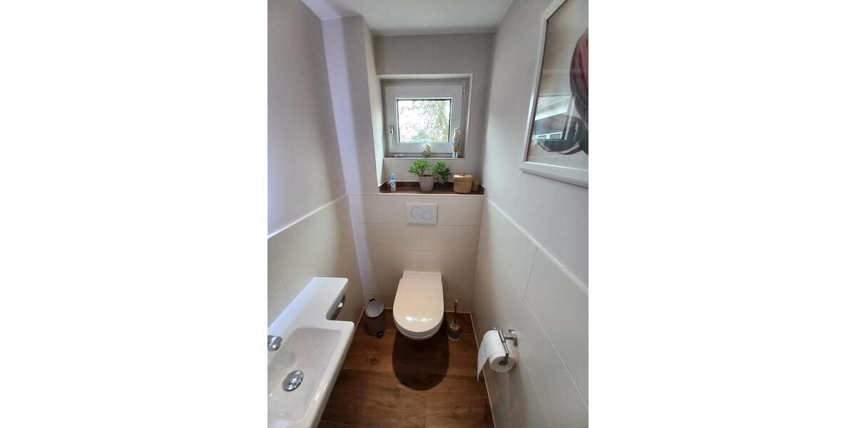 Einfamilienhaus Kiebitzreihe - 3 Zimmer, 126 m&sup2;, 1.500&euro; | Angebot:25861404