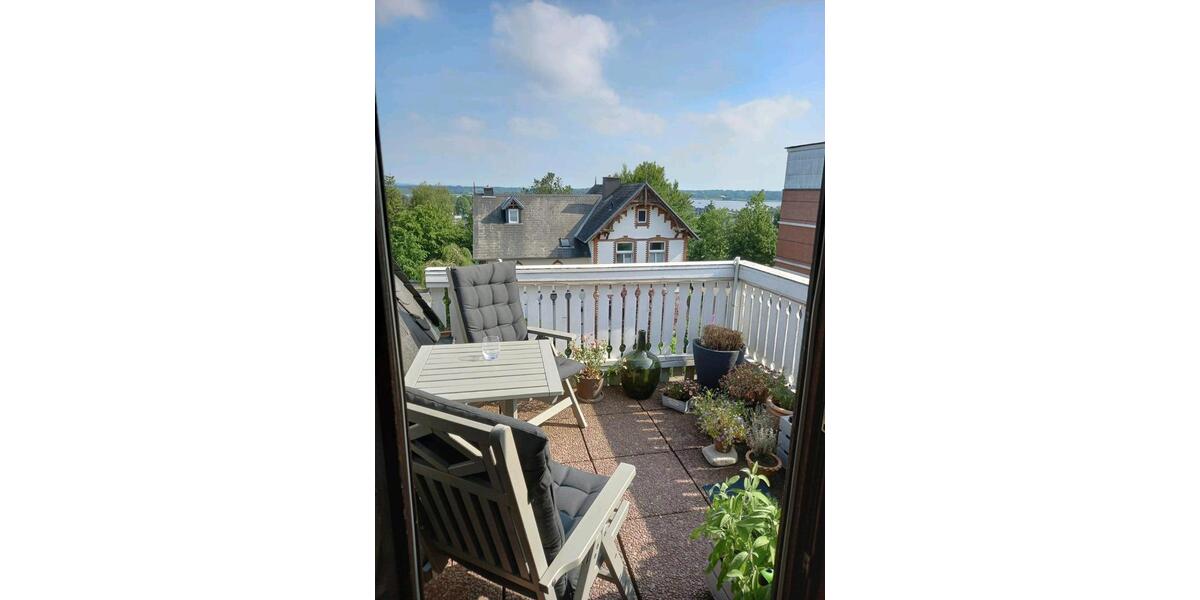 Dachgeschoßwohnung Schleswig - 4 Zimmer, 103 m&sup2;, 750&euro; | Angebot:25163025