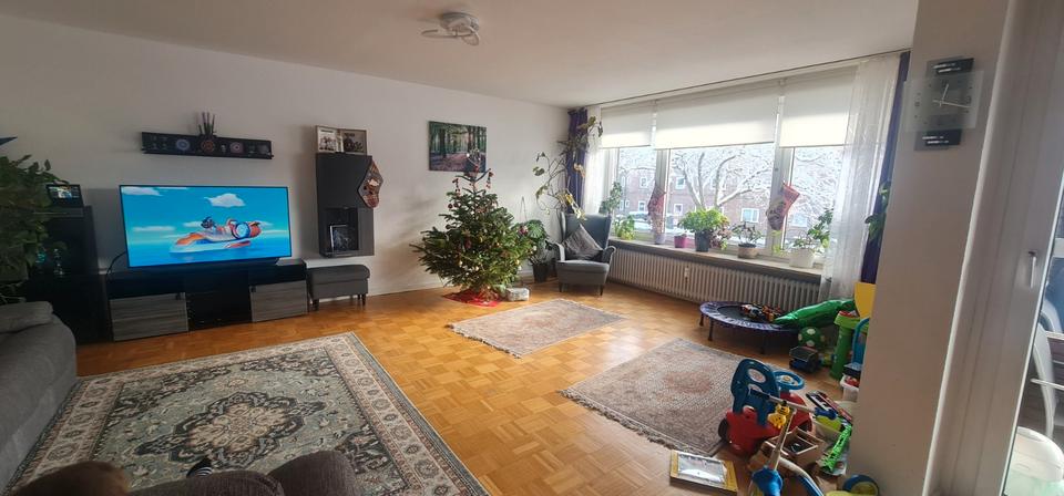 Etagenwohnung Kiel Schreventeich - 5 Zimmer, 120 m&sup2;, 1.500&euro; | Angebot:26402972