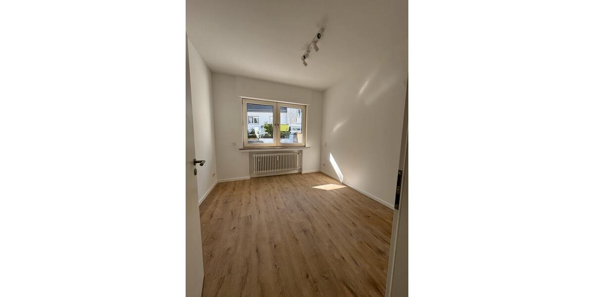 Wohnen auf Zeit Köln Lindenthal - 1 Zimmer, 75 m&sup2;, 800&euro; | Angebot:26555328