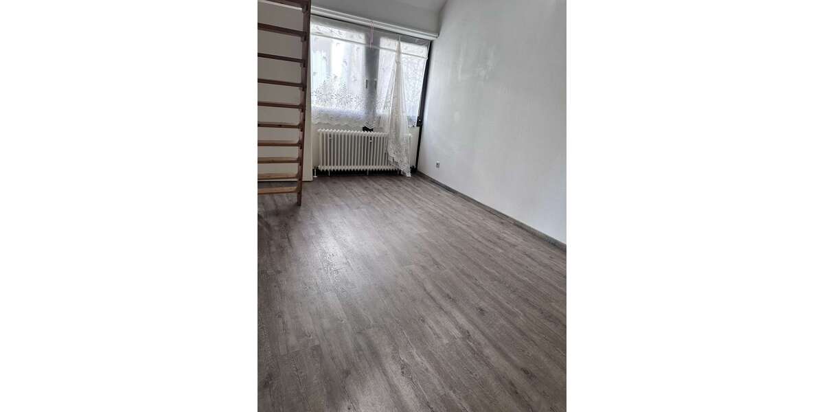 Etagenwohnung Friedrichsdorf Dillingen - 1 Zimmer, 28 m&sup2;, 570&euro; | Angebot:26058754