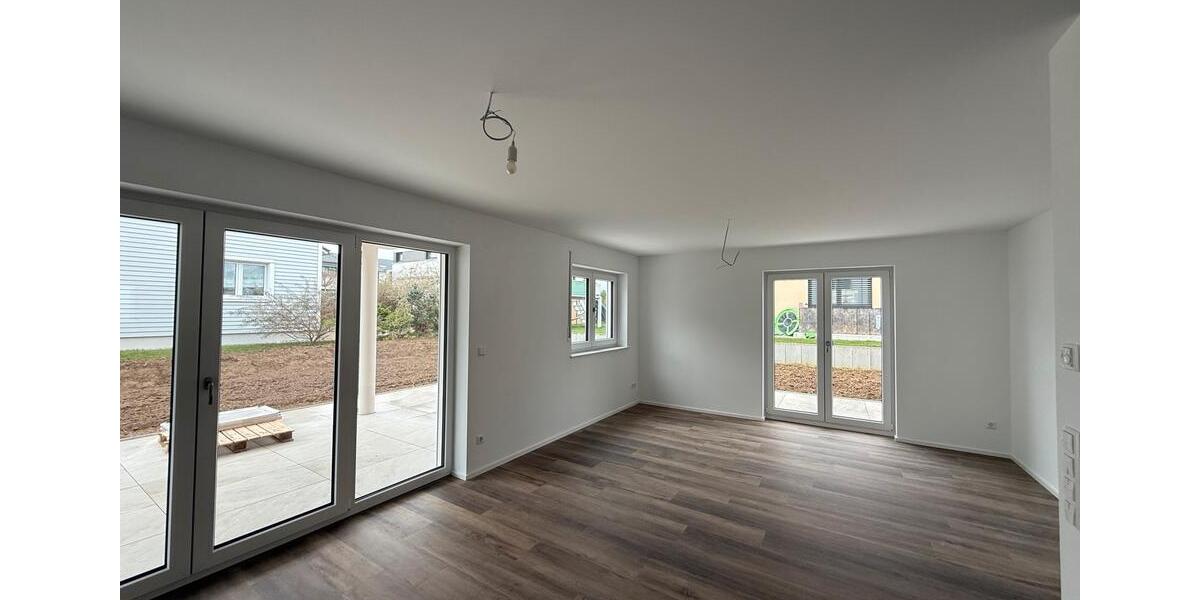 Barrierefreie 4,5-Zimmer-Wohnung im EG mit Terrasse & Garten 4 zimmer