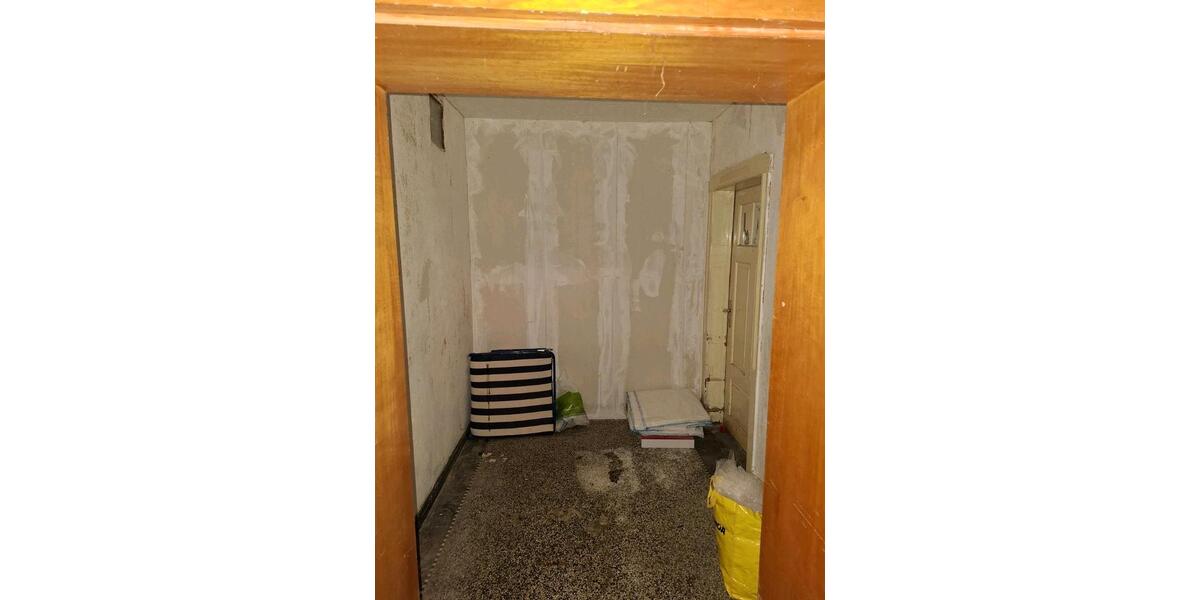 Erdgeschoßwohnung Rinteln - 5 Zimmer, 152 m&sup2;, 1.064&euro; | Angebot:24657729