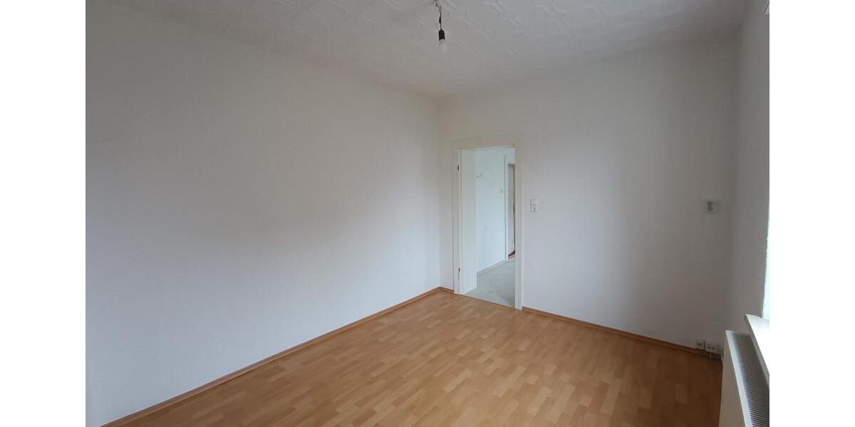 Hochparterre Nienburg (Saale) - 2 Zimmer, 38 m&sup2;, 230&euro; | Angebot:25717383