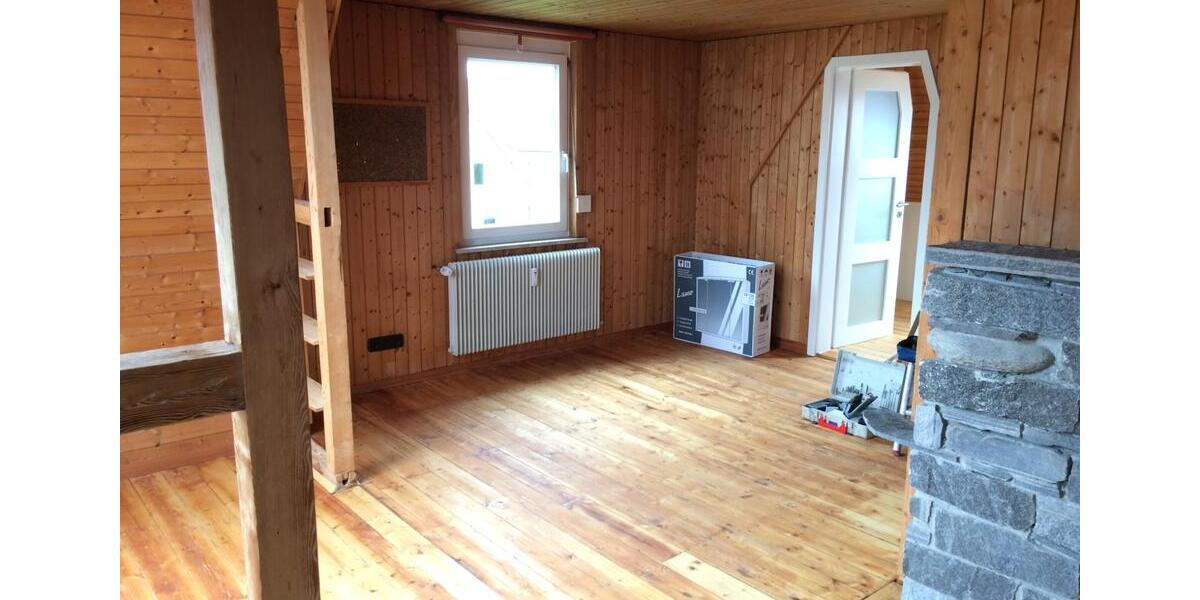 Schöne und helle 1-Zi. Dachgeschosswohnung in Pfullingen 1 zimmer