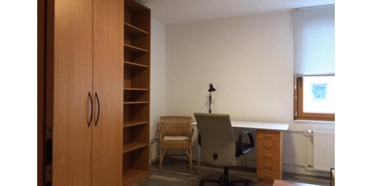 Schönes helles WG-Zimmer in Toplage 1 zimmer