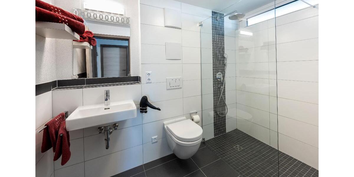 Etagenwohnung Bodman-Ludwigshafen Ludwigshafen - 3 Zimmer, 58 m&sup2;, 1.150&euro; | Angebot:25413144