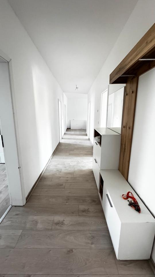 Wohnung zu vermieten 5 Zimmer
