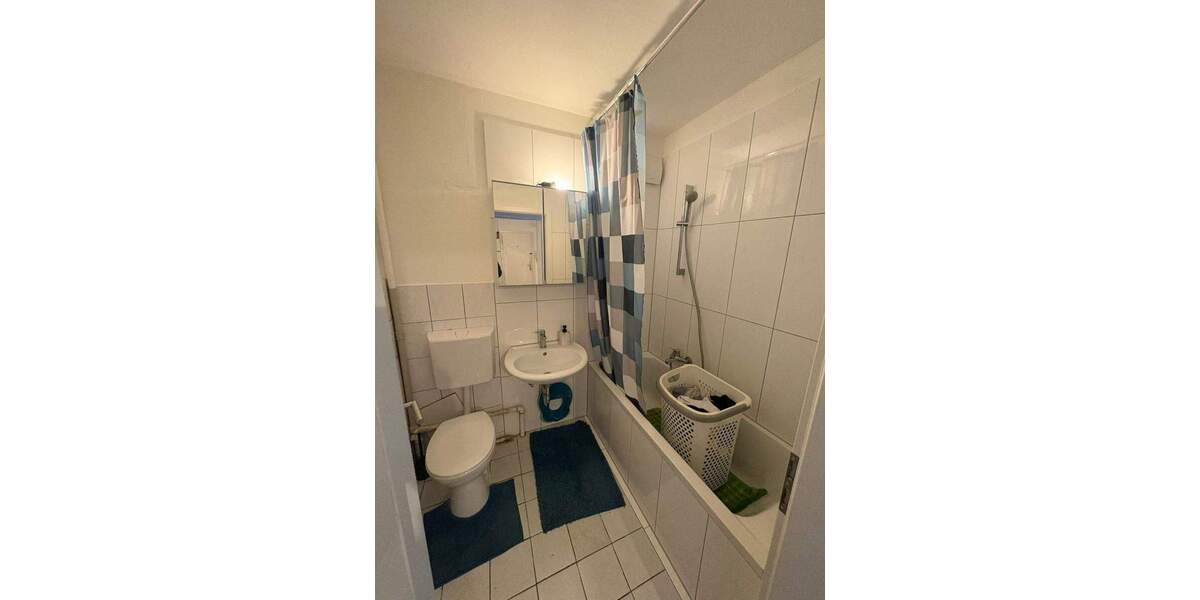 Etagenwohnung Krefeld Stadtmitte - 3 Zimmer, 78 m&sup2;, 680&euro; | Angebot:25095918