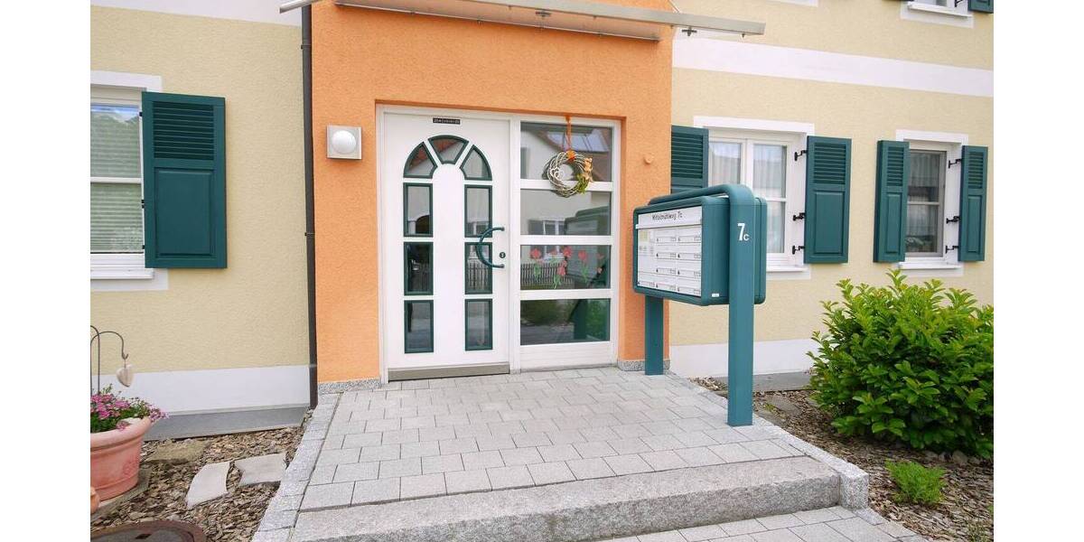 Etagenwohnung Beilngries - 2 Zimmer, 69 m&sup2;, 740&euro; | Angebot:26568606