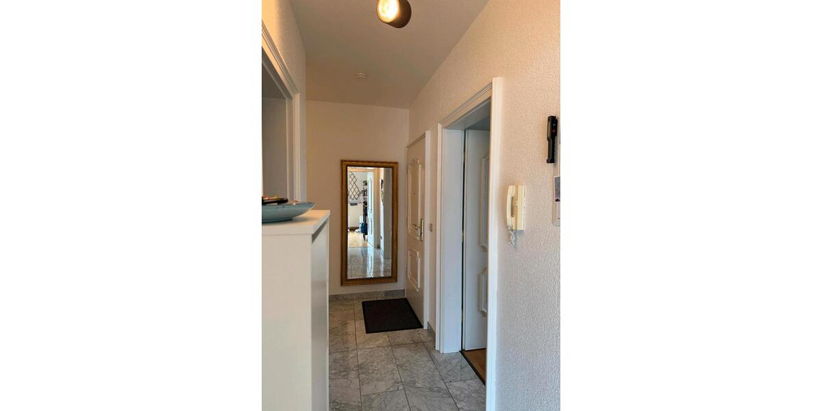 Dachgeschoßwohnung Homburg - 3 Zimmer, 89 m&sup2;, 910&euro; | Angebot:26578395