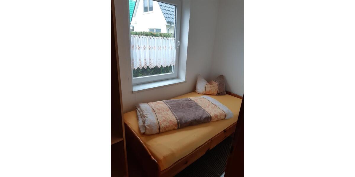 Wohnen auf Zeit Rostock Alt Bartelsdorf - 3 Zimmer, 36 m&sup2;, 60&euro; | Angebot:26367984
