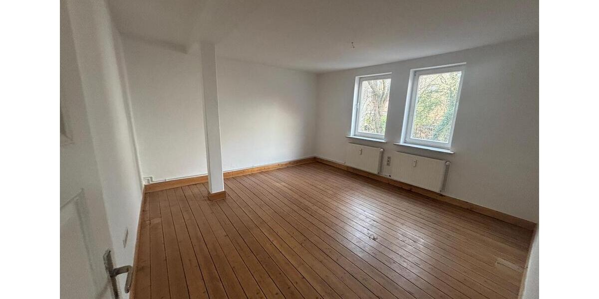 Etagenwohnung Salzwedel - 4 Zimmer, 116 m&sup2;, 590&euro; | Angebot:25022882