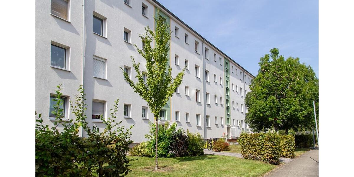 Etagenwohnung Groitzsch - 3 Zimmer, 60 m&sup2;, 380&euro; | Angebot:25804810