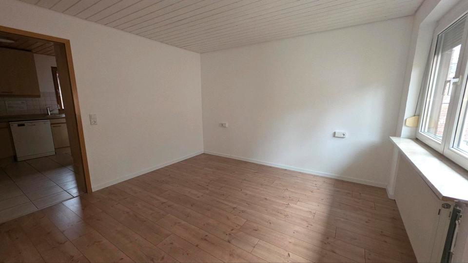 Etagenwohnung Oberndorf am Neckar - 3 Zimmer, 90 m&sup2;, 1.026&euro; | Angebot:25234564
