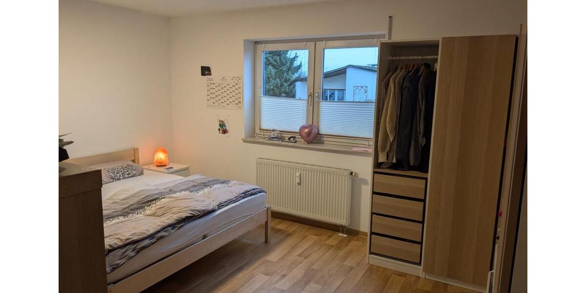 Etagenwohnung Hüttenberg - 3 Zimmer, 100 m&sup2;, 1.100&euro; | Angebot:24730514