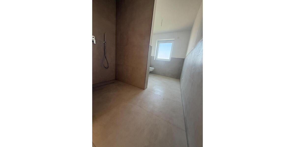 Erdgeschoßwohnung Wunstorf - 2 Zimmer, 84 m&sup2;, 1.220&euro; | Angebot:26248048