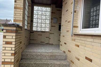 Wohnung Delligsen - 3 Zimmer, 111 m&sup2;, 660&euro; | Angebot:26100221