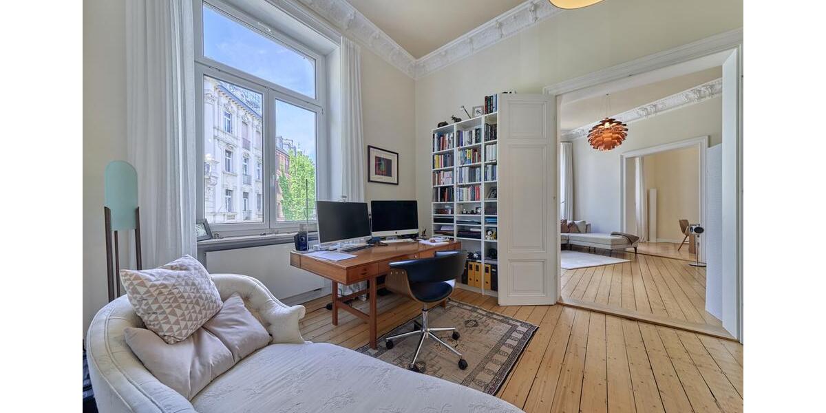Etagenwohnung Wiesbaden Südost - 4 Zimmer, 126 m&sup2;, 1.800&euro; | Angebot:26705830
