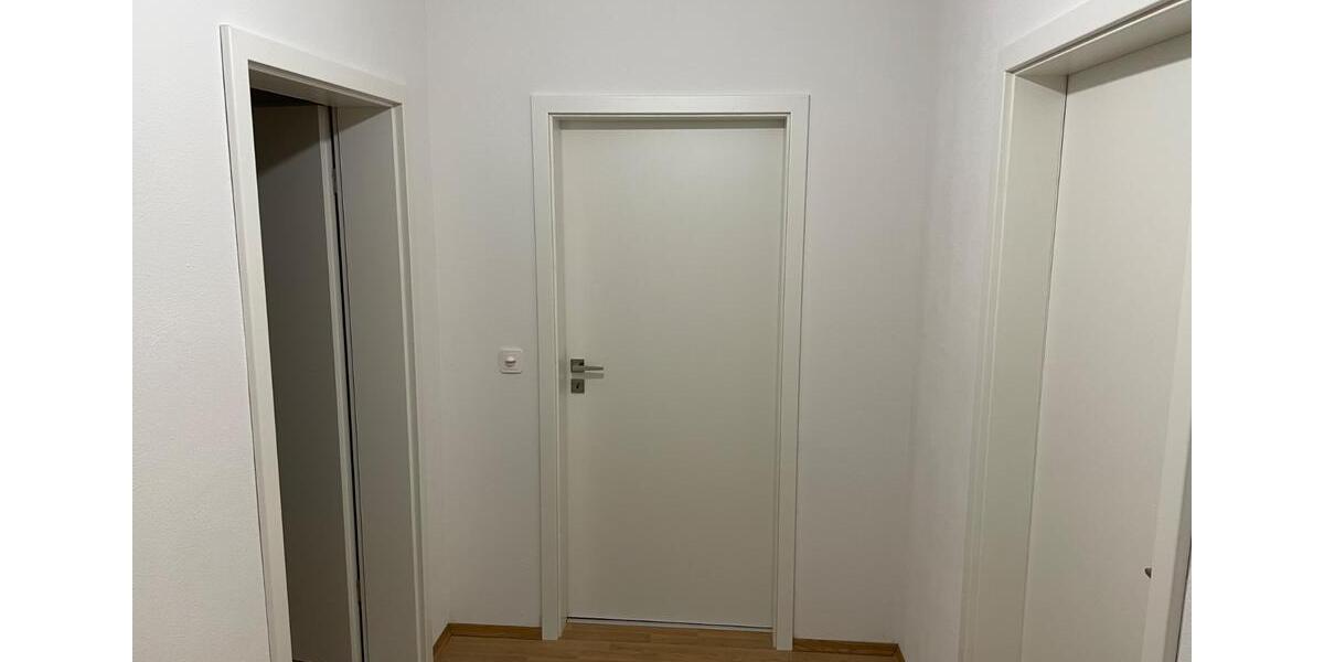 Etagenwohnung Osterhofen - 2 Zimmer, 92 m&sup2;, 644&euro; | Angebot:26648171