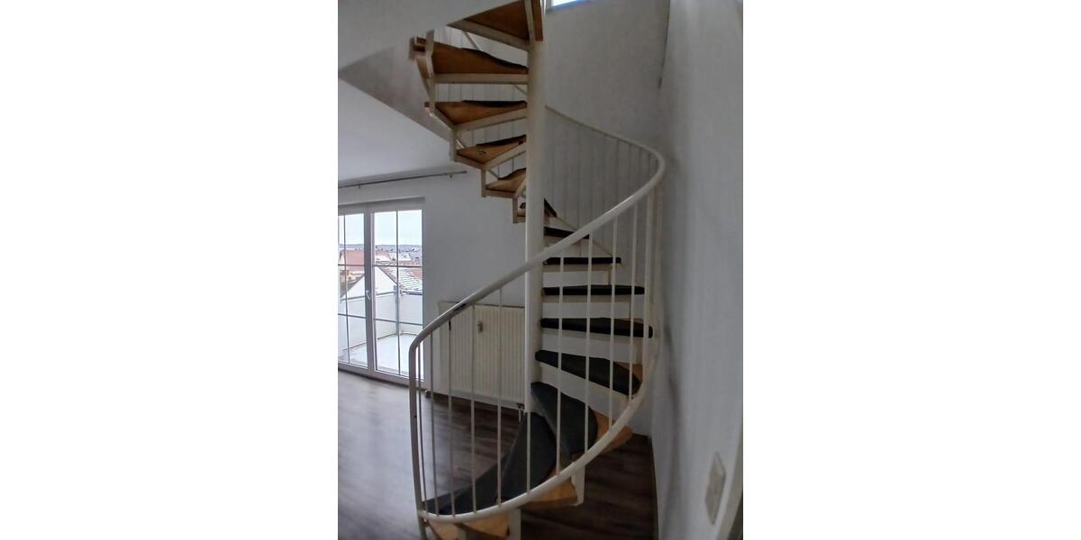 Dachgeschoßwohnung Lichtenfels - 4 Zimmer, 99 m&sup2;, 750&euro; | Angebot:24524275