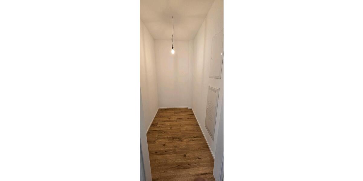 Erdgeschoßwohnung Bisingen - 3 Zimmer, 82 m&sup2;, 1.215&euro; | Angebot:24944984