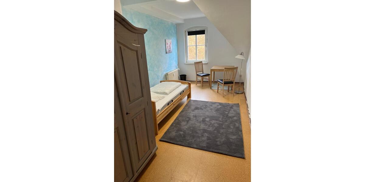 Wohnen auf Zeit Hohen Neuendorf Borgsdorf - 5 Zimmer, 25 m&sup2;, 20&euro; | Angebot:25931053