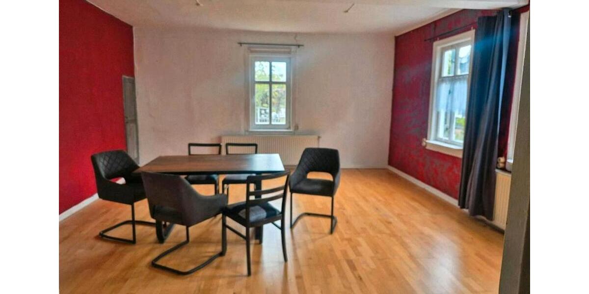 Erdgeschoßwohnung Großbreitenbach - 2 Zimmer, 60 m&sup2;, 700&euro; | Angebot:26462251