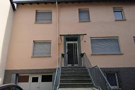 Haus Lauterecken - 6 Zimmer, 180 m&sup2;, 950&euro; | Angebot:24356125