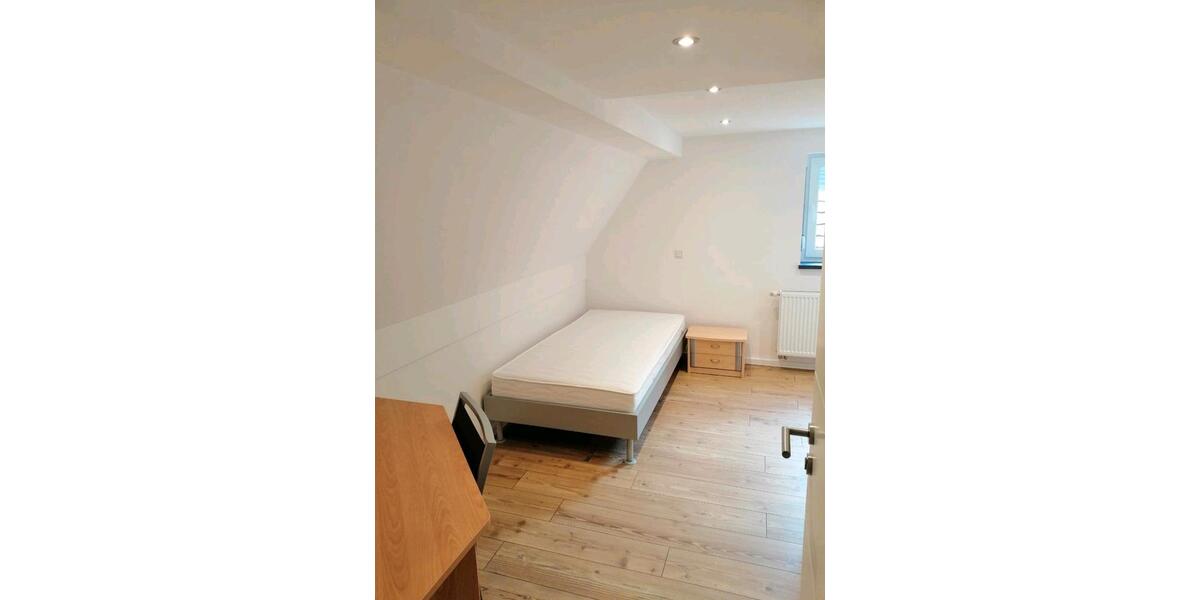 WG Zimmer in 86655 Harburg (Schwaben) 5 zimmer