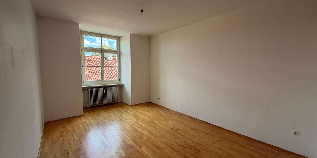 Etagenwohnung Laufen - 2 Zimmer, 64 m&sup2;, 665&euro; | Angebot:27341953