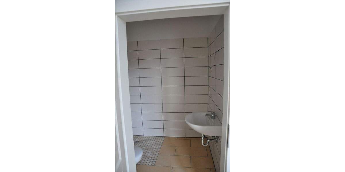 Etagenwohnung Stralsund Tribseer Vorstadt - 2 Zimmer, 38 m&sup2;, 365&euro; | Angebot:24822001