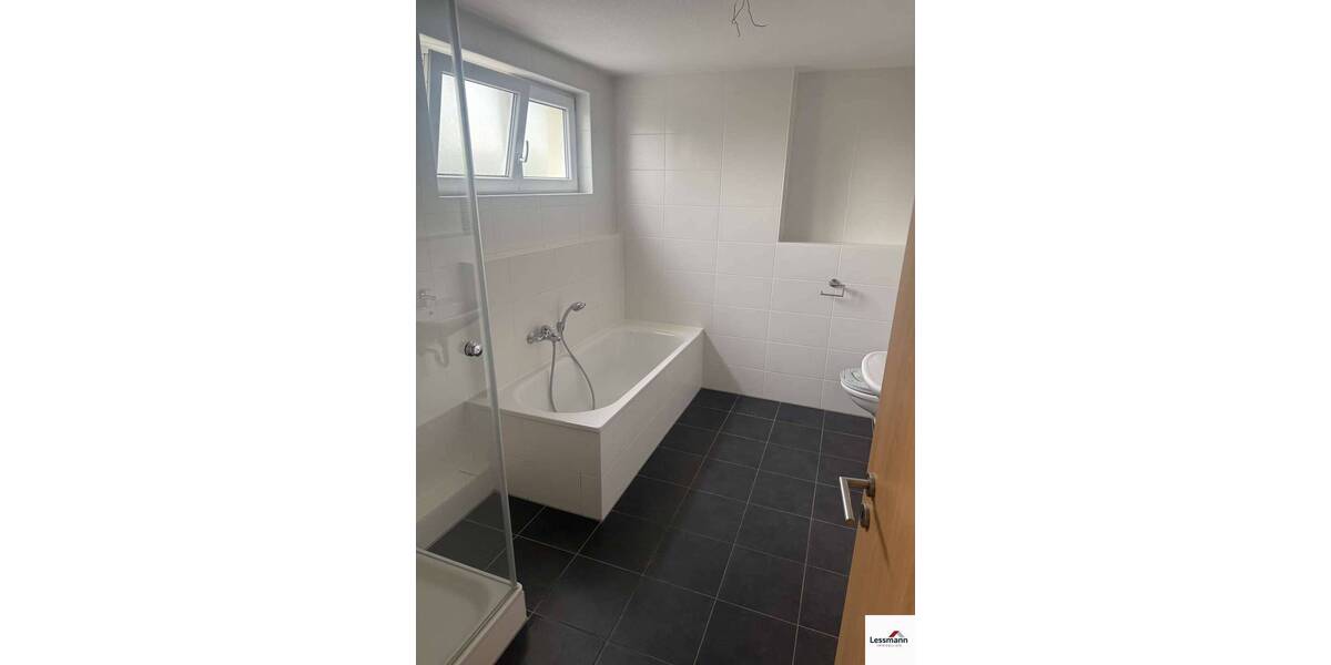 Reihenmittelhaus Feucht - 6 Zimmer, 152 m&sup2;, 1.500&euro; | Angebot:26730698