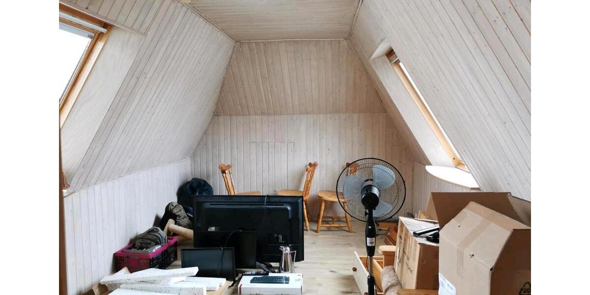 Dachgeschoßwohnung Jever - 3.5 Zimmer, 75 m&sup2;, 570&euro; | Angebot:25831574