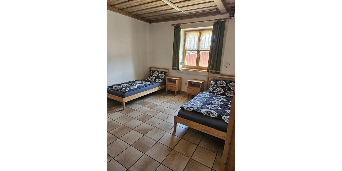Einfamilienhaus Gangkofen - 4.5 Zimmer, 130 m&sup2;, 1.500&euro; | Angebot:25590858