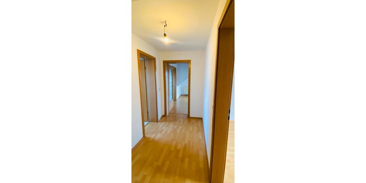 Dachgeschoßwohnung Pfullendorf - 2 Zimmer, 55 m&sup2;, 750&euro; | Angebot:25990811
