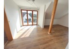 3 Zi. Wohnung im DG (1.OG) mit Balkon und Carport - Etagenwohnung Pommersfelden | Angebot:27230171