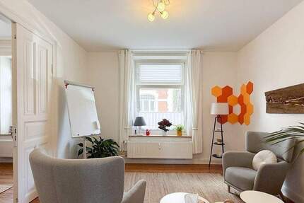 Schöne 3-Zimmer Altbauwohnung in Itzehoe - auch als Praxis oder Büro nutzbar 3 zimmer
