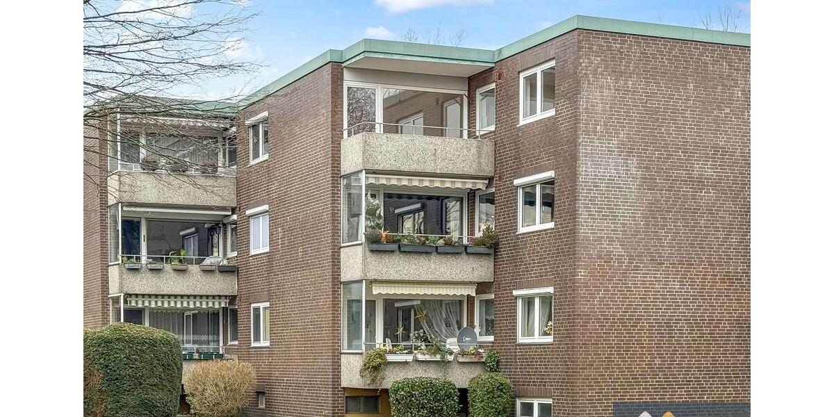 Helle Wohnung in Tornesch mit Balkon und Pkw Stellplatz 3 zimmer