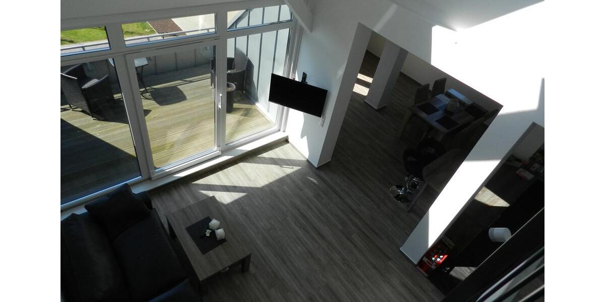 Dachgeschoßwohnung Emden - 4.5 Zimmer, 150 m&sup2;, 1.250&euro; | Angebot:25265263