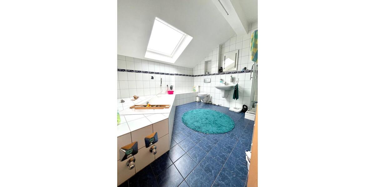 Dachgeschoßwohnung Rehlingen-Siersburg Siersburg - 3 Zimmer, 110 m&sup2;, 750&euro; | Angebot:25017674