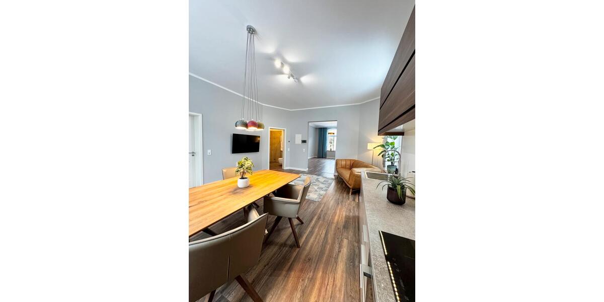 Hochparterre Bad Wildungen - 3 Zimmer, 82 m&sup2;, 1.200&euro; | Angebot:26180272