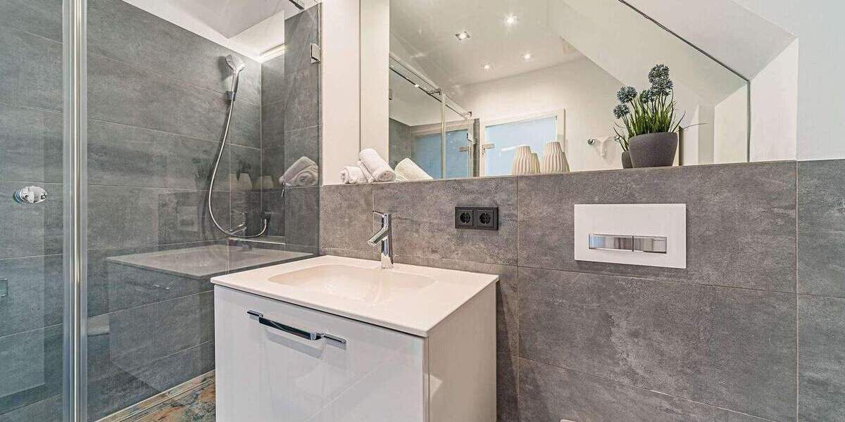 Etagenwohnung Frankfurt am Main Innenstadt - 1 Zimmer, 63 m&sup2;, 3.280&euro; | Angebot:25876946