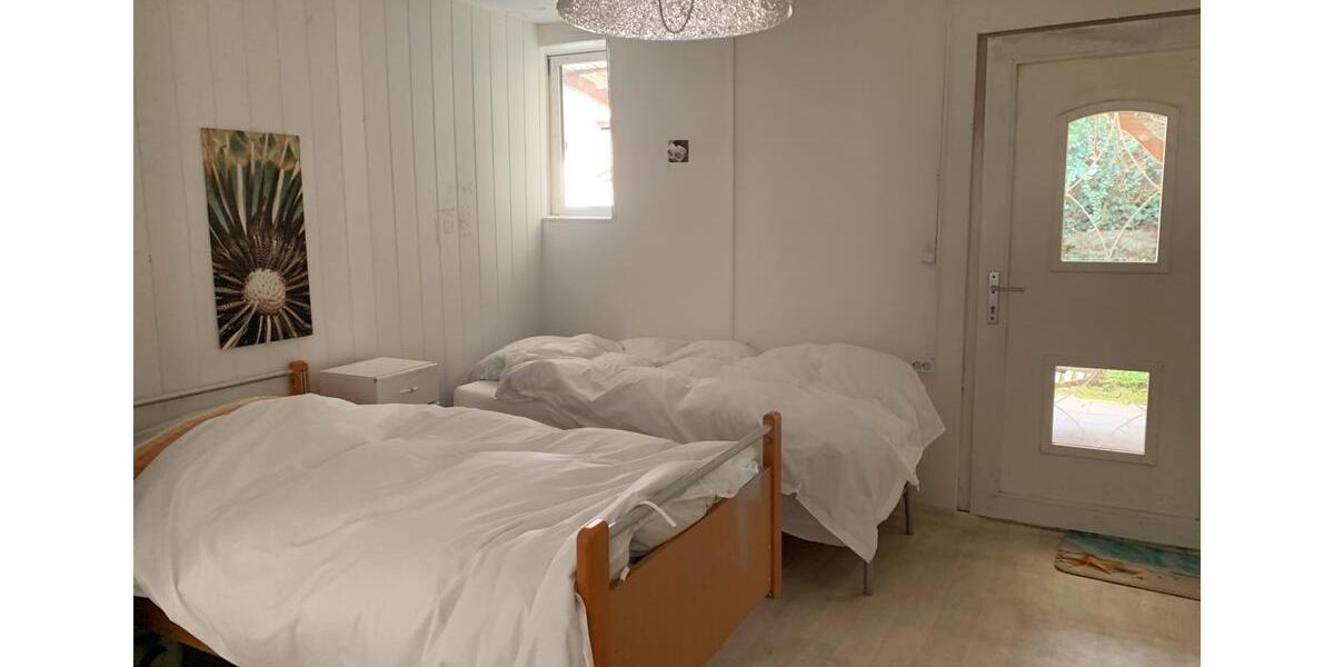 Wohnen auf Zeit Brakel - 2 Zimmer, 40 m&sup2;, 65&euro; | Angebot:25982267