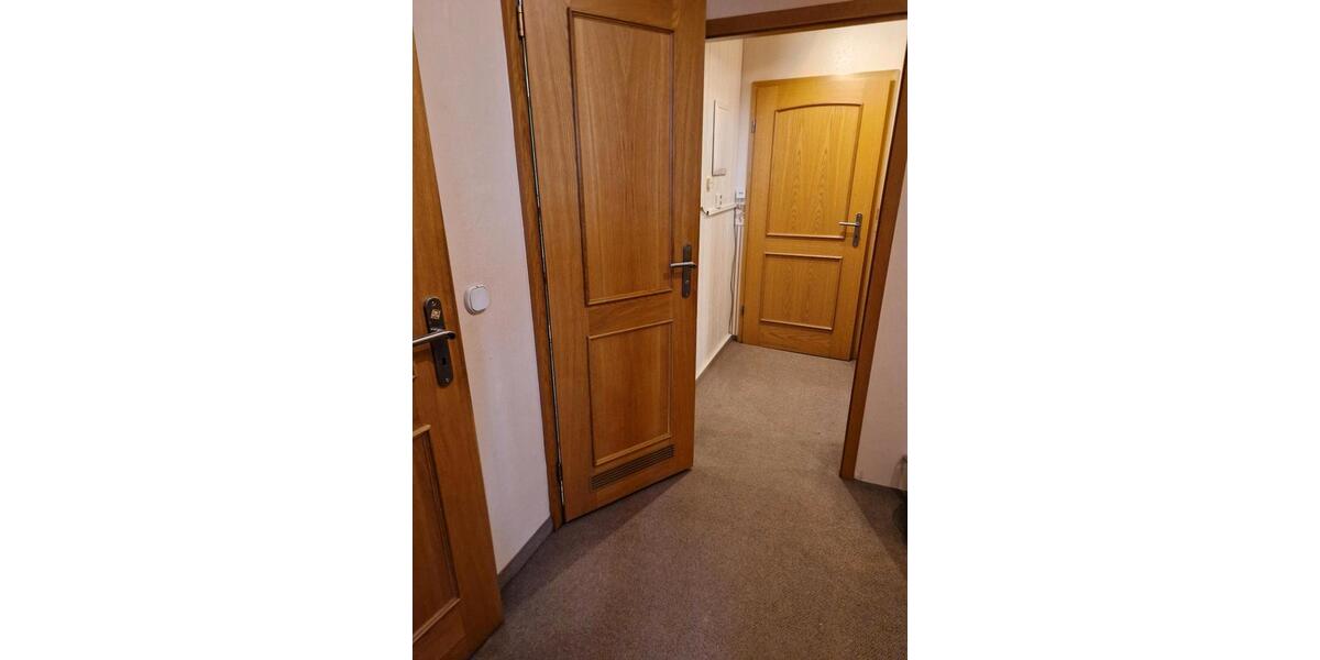 Etagenwohnung Sömmerda - 3 Zimmer, 80 m&sup2;, 870&euro; | Angebot:25904177